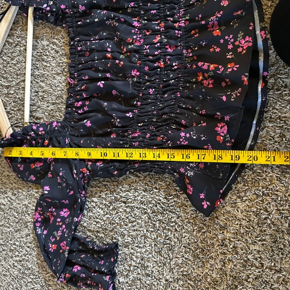 AQUA Smocked Floral Blouse Square Neck Long Sleeve Top‎ Black Size S - Picture 6 of 6